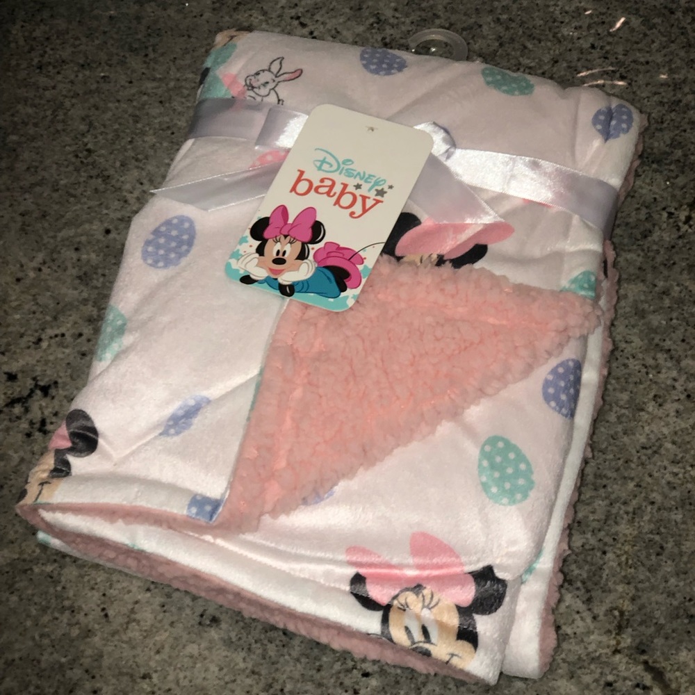✨NWT✨ Disney Minnie Mouse Reversible Plush Sherpa Baby Blanket Easter Bunny